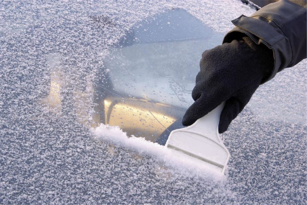 icy_windscreen_700.jpg