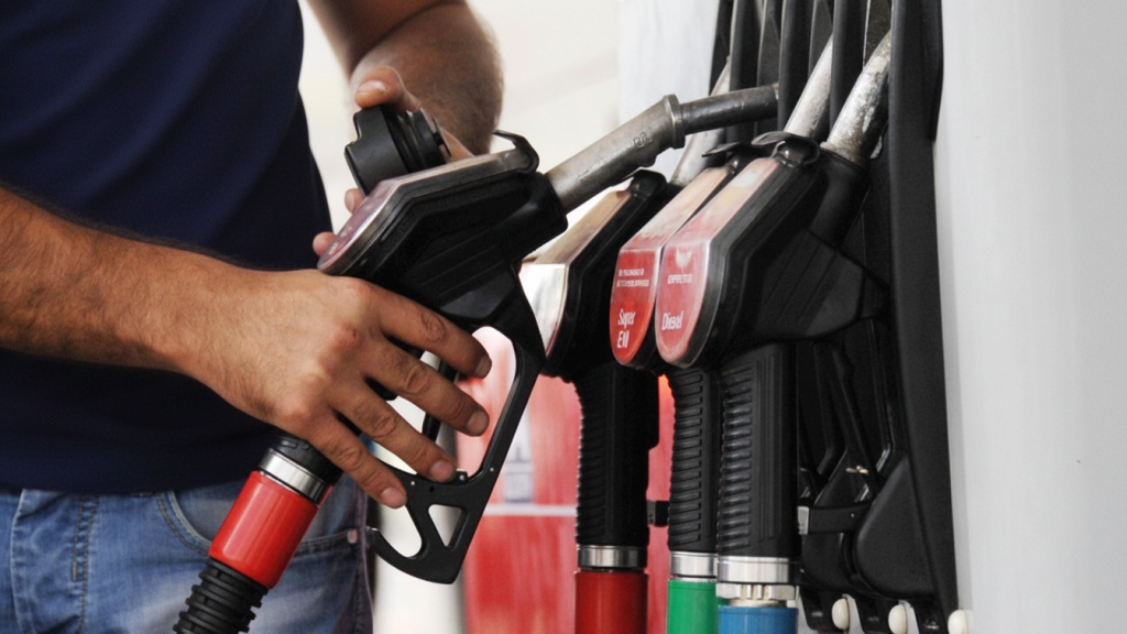 заправочный пистолет