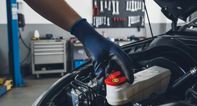 Тормозная жидкость: важность правильного выбора и обслуживания