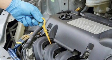 Перелив масла в двигатель: чем грозит и как избежать