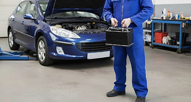 Как устроен автомобильный аккумулятор